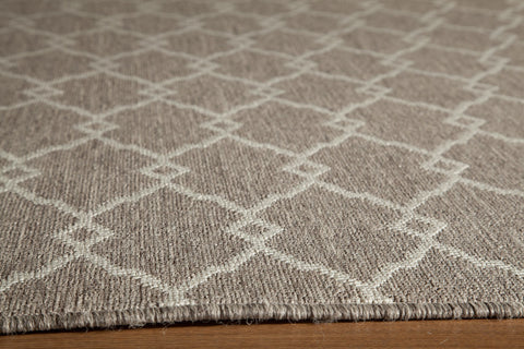 Momeni Baja Collection Rug BAJA0BAJ-2TAU