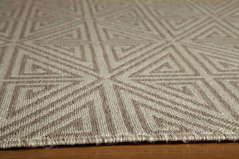 Momeni Baja Collection Rug BAJA0BAJ-4TAU