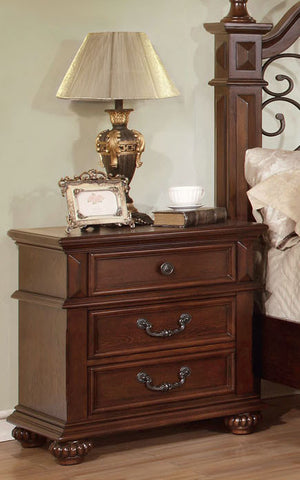 Toulouse Traditional Nightstand