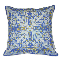 18" x 18" Blue Damask Decorative Pillow P0026-1818P
