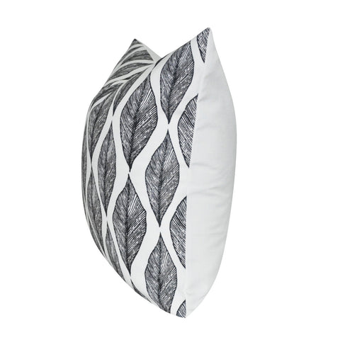 21" x 21" Black Leaf Decorative Pillow P0101A-2121P