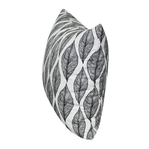 21" x 21" Black Leaf Decorative Pillow P0101-2121P